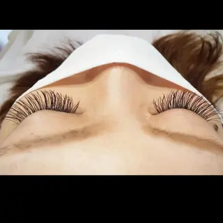 マツエク・マツパ 💡次世代LED -TIARA💡のマツエク・マツパデザイン