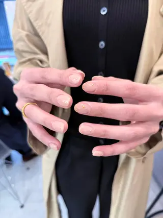 ネイル R'well所属・はばすみれ🎀ﾈｲﾙ 光ﾌｪｲｼｬﾙ ﾍｱのネイルデザイン