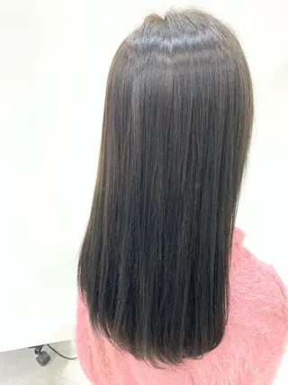 ロング カラー Adachi Fujikoのヘアスタイル