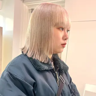 セミロング カラー ヘアアレンジ 🧨ブリーチー×ボブ レイヤー💎じゅえるのヘアスタイル