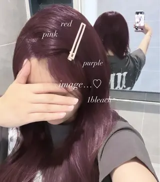 ロング カラー ヘアアレンジ 𝘳𝘺𝘰𝘬𝘢 髪質改善／ブリーチのヘアスタイル