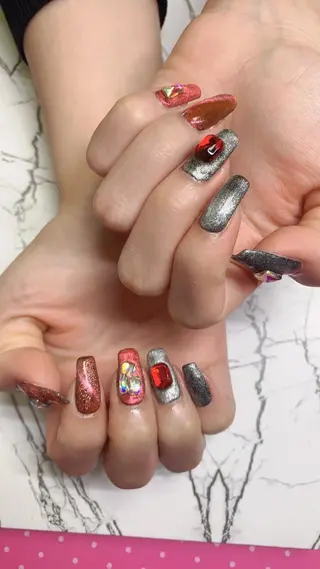 ネイル はな💎ネイル ワンホン、長さ出しのネイルデザイン