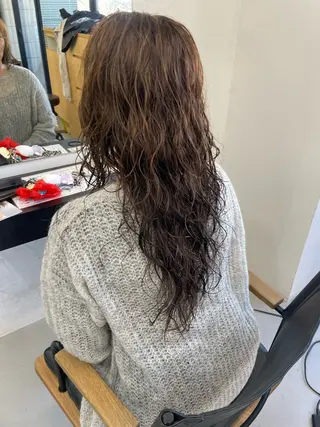 ロング カラー パーマ カットモデル/ ハイトーン/ゆうあのヘアスタイル