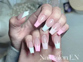 ネイル E.N🦋 長さ出し/持ち込みのネイルデザイン