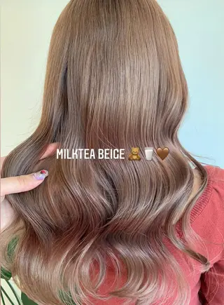 ロング カラー Rina  のヘアスタイル