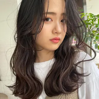 ミディアム カラー suvvy hairsalonのヘアスタイル
