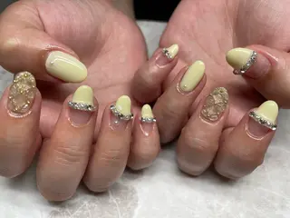 ネイル Roi〈ロワ〉 Minakoのネイルデザイン