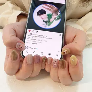 ネイル Elegancia. Hiromiのネイルデザイン