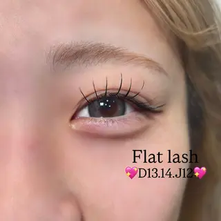 マツエク・マツパ 山本 恋乃香のヘアスタイル