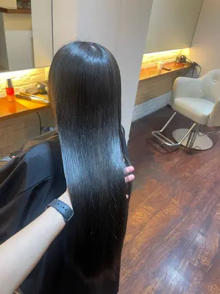 ロング カラー CoCooN nanamiのヘアスタイル