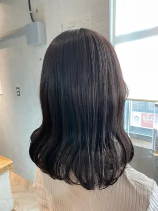 セミロング カラー しのはら まどかのヘアスタイル