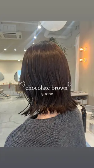 カラー 山口 愛結のヘアスタイル