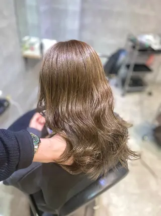 セミロング _WHITE難波店[アンダーバーホワイト]所属・艶カラー/髪質改善 /韓国風/中村嘉秀のヘアスタイル