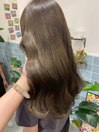 ロング カラー 💎寒色特化💎 透明感カラーみきのヘアスタイル