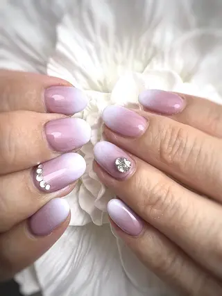 ネイル トータルビューティー サロンブリリアントのマツエク・マツパデザイン