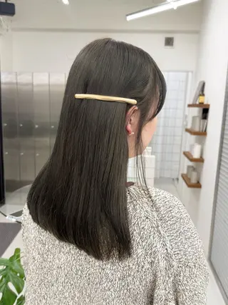 セミロング カラー 表参道/赤み無し 透明感 colorのヘアスタイル