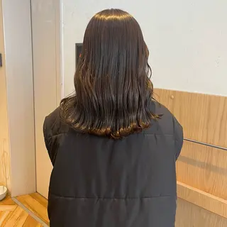 ミディアム カラー ROMA銀座店所属・小林 萌生のヘアスタイル