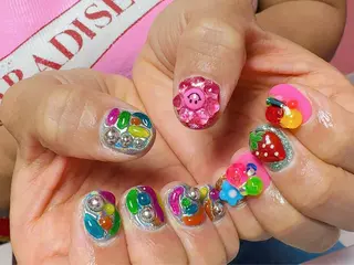 ネイル Nail Atelier IamI所属・アイアムアイ 大村磨衣のネイルデザイン