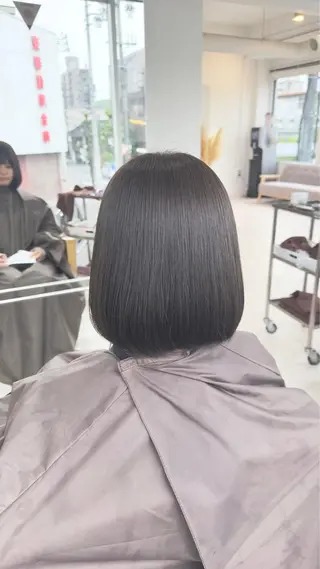 ショート カラー テラモト カズヨシのヘアスタイル