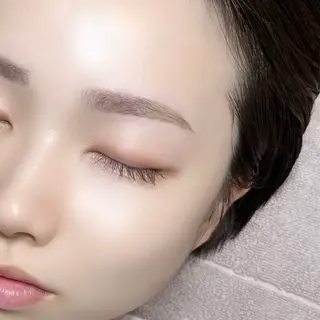 アイブロウ année所属・année 勝の眉毛・アイブロウイメージ