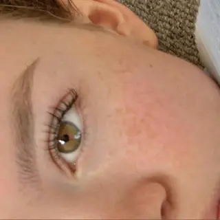 ミディアム カラー パーマ ヘアアレンジ メンズ キッズ ネイル マツエク・マツパ アイブロウ 𝑹 eyelashのマツエク・マツパデザイン