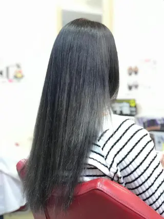 カラー 渋谷宮益坂 omoのヘアスタイル