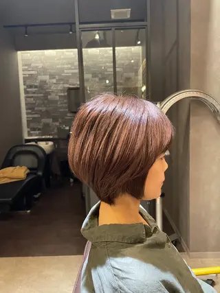 ショート CAROS　atelier所属・安倍 辰哉のヘアスタイル