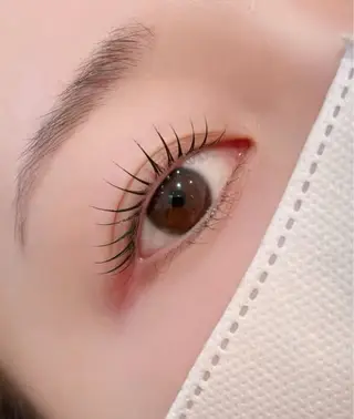 パーマ アデル エクステサロンのマツエク・マツパデザイン