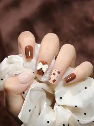 ネイル H3 Nail Tsuki🦋💙のネイルデザイン