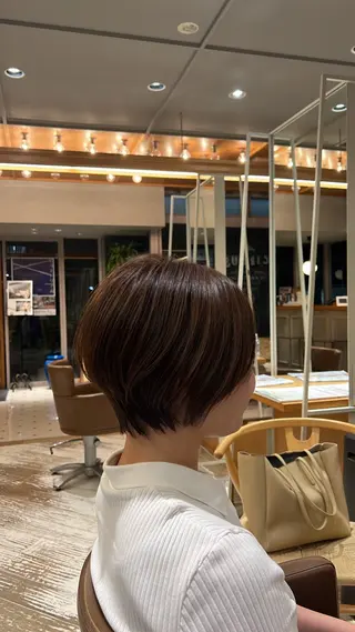 ショート レイヤースタイル /宮本セナのヘアスタイル