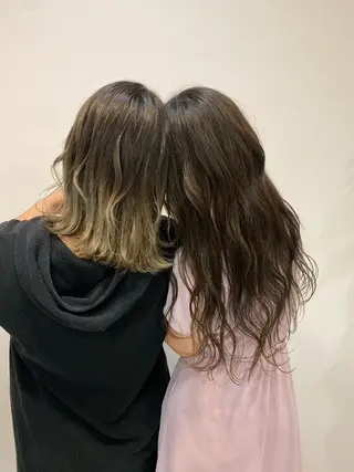 カラー ioe 岡本のヘアスタイル