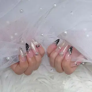 ネイル ENsalon AKIRAのネイルデザイン