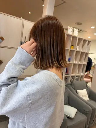 ミディアム 生尾 虹水のヘアスタイル