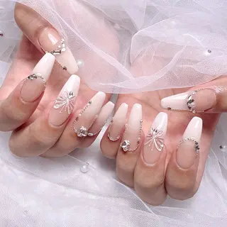 ネイル ネイルサロン Cherie muのネイルデザイン