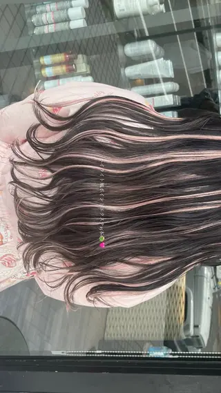 alu所属・alu yuinaのヘアスタイル