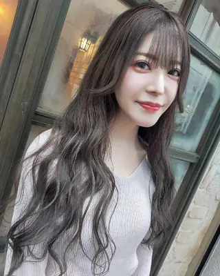 ロング カラー grow上野御徒町【グロウ】所属・ブリーチ・ハイトーン 特化🎉内山のヘアスタイル