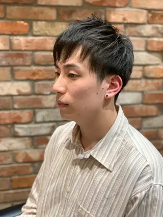 ミディアム メンズ HIROGINZAプレミアムバーバー赤坂店所属・田中 千恩のヘアスタイル