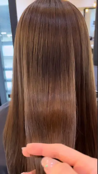 ロング カラー ヘアアレンジ ハイトーンカラー 🦋yuri🦋のヘアスタイル