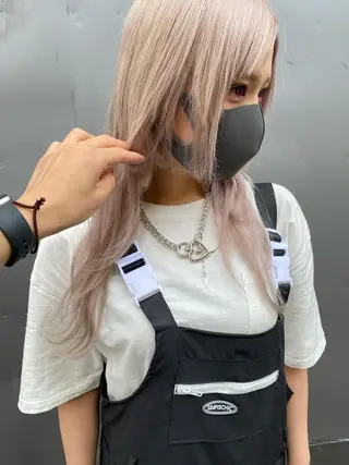 ミディアム カラー レイヤーウルフ エクステ磯部のヘアスタイル