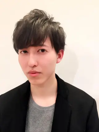 メンズ GO TODAY SHAiRE SALON　下北沢店所属・冨永 志穂の眉毛・アイブロウイメージ