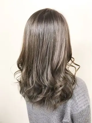 ロング 🫧BUBBLES 新所沢　かとうゆきのヘアスタイル