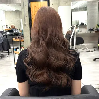 ロング カラー Welring hair salon所属・Runa/大人 かわいいハイトーンのヘアスタイル