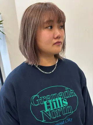 カラー イマイ リサのヘアスタイル