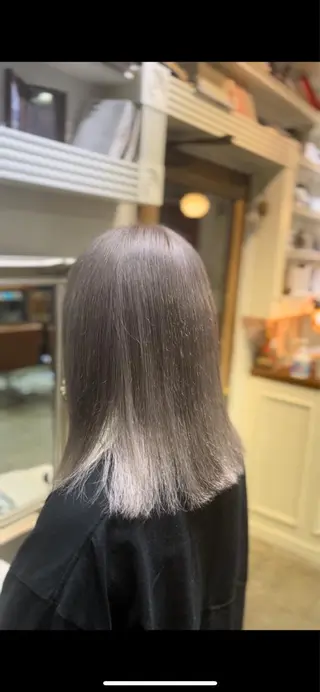 ショート カラー ヘアアレンジ 高島 凜のヘアスタイル