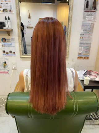 ロング カラー ミルコ バイ クラク所属・伊橋 沙里のヘアスタイル