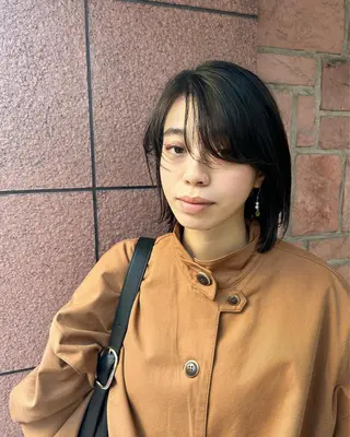 ショート ~洗練ナチュラル~ 🪵 岡田 知佳のヘアスタイル