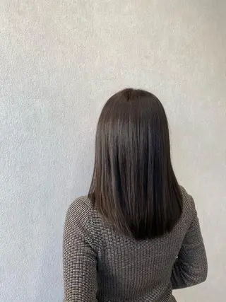 セミロング カラー tocca 💜石田愛結💜のヘアスタイル