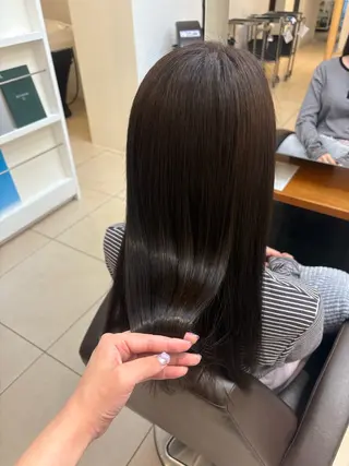 ロング MINDS LINO Reinaのヘアスタイル