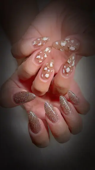 ネイル 関山 志乃のネイルデザイン