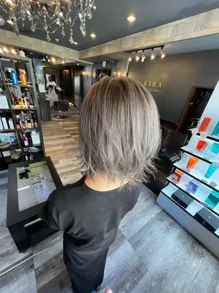 ミディアム KIRA スズキ タクヤ／店長のヘアスタイル